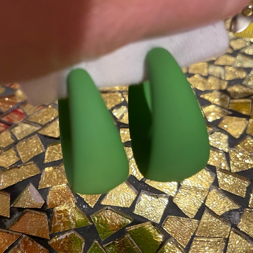 Green Earrings - Picture 7 of 8
